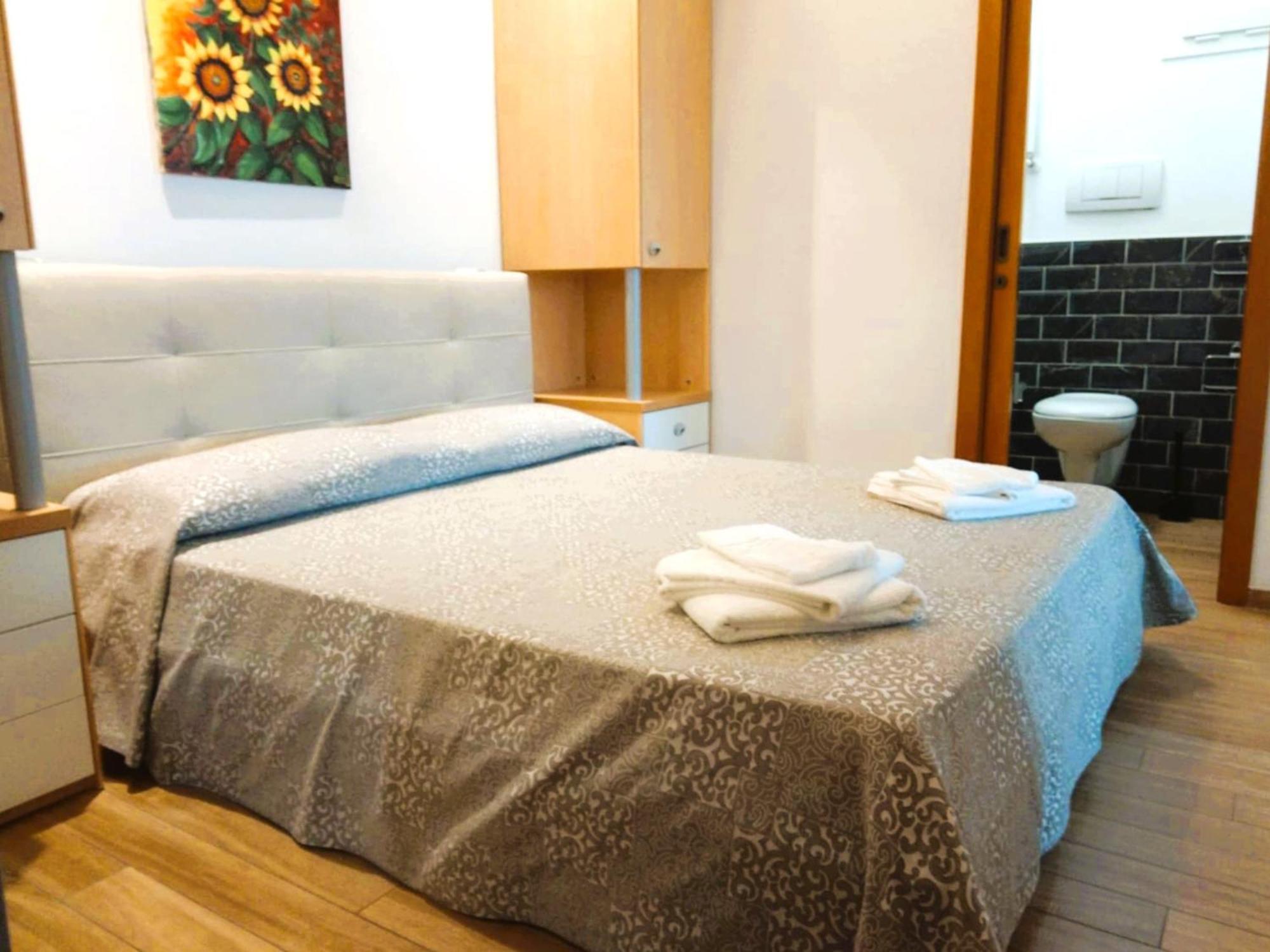 Hotel Etna - Nuova Gestione Romagnola All-Inclusive Spiaggia Parcheggio Riccione Dış mekan fotoğraf