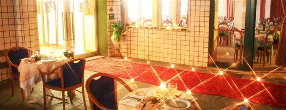 Hotel Etna - Nuova Gestione Romagnola All-Inclusive Spiaggia Parcheggio Riccione Dış mekan fotoğraf