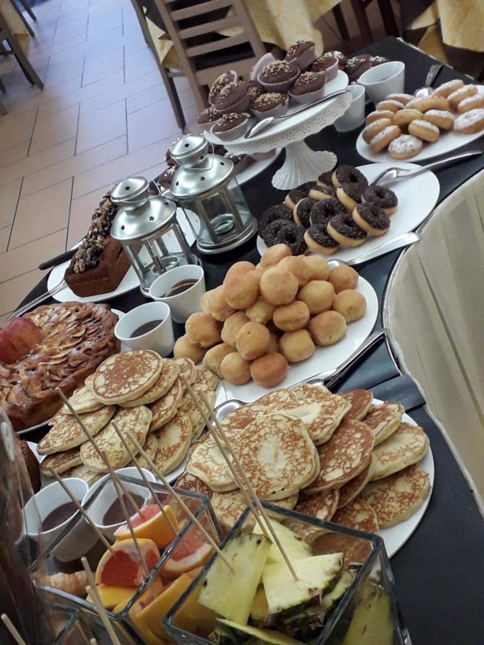 Hotel Etna - Nuova Gestione Romagnola All-Inclusive Spiaggia Parcheggio Riccione Dış mekan fotoğraf